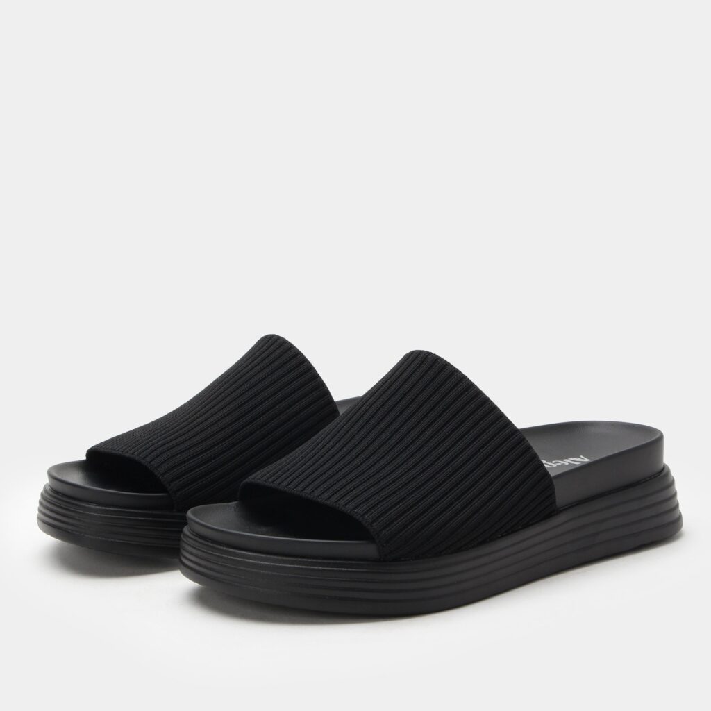 Akimi Black Sandal