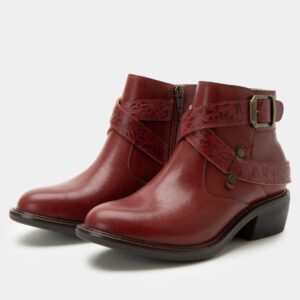 Millie Loretta Roja Boot