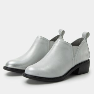 Merle Silver White Boot